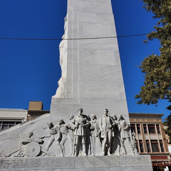 Meet your Posher, Mikivin - Picture 3 of 12